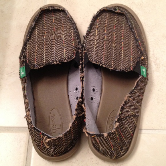 SOLD!!!! Bundle!  Sanuk Women's Donnie Slip Ons - Picture 3 of 4