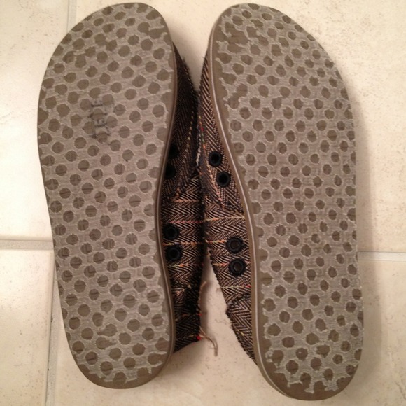 SOLD!!!! Bundle!  Sanuk Women's Donnie Slip Ons - Picture 4 of 4
