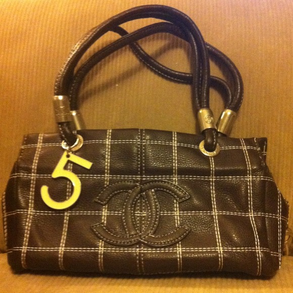 Reserved for @classylola Chanel Purse