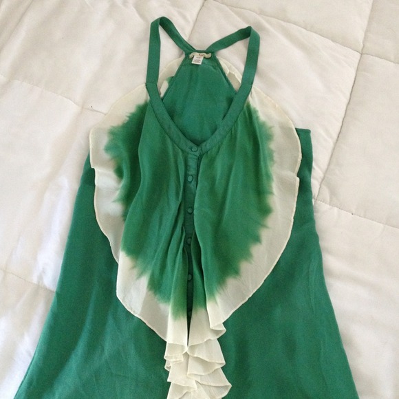 💯% Silk Fun & Flirty Top!