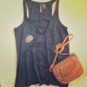 🚨Sold🚨Black polyester Tank