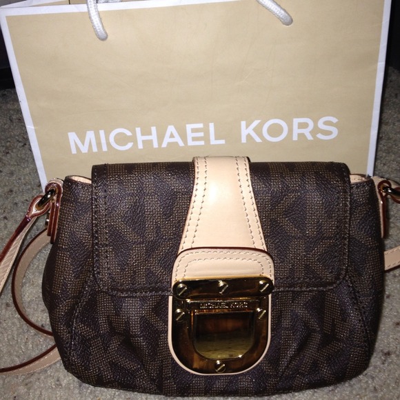 SOLD Final Price! Michael Kors Jet Set Crossbody