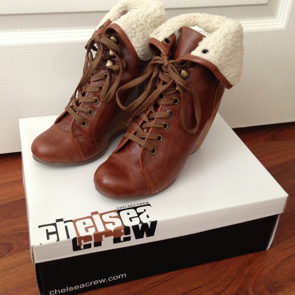 💗REDUCED💗Chelsea Crew Dominique Bootie
