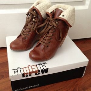 💗REDUCED💗Chelsea Crew Dominique Bootie