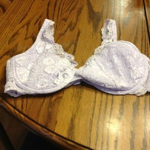NWOT! VS Soft Purple Bra with Lace Detailing!