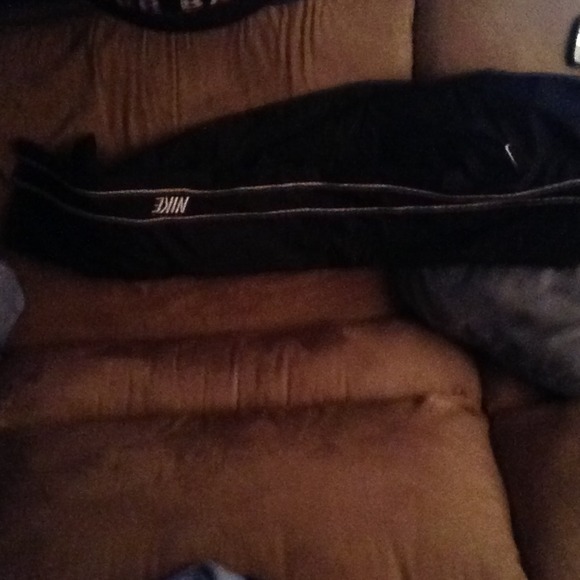 Nike mens track pants. Size Small. Like new!