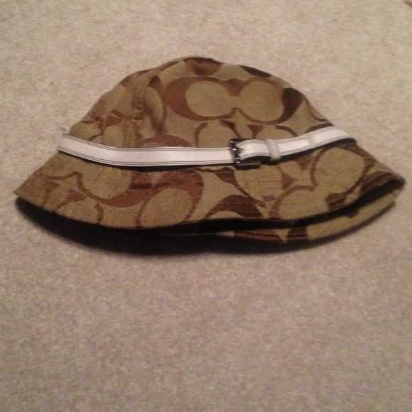 Coach hat - Picture 1 of 1