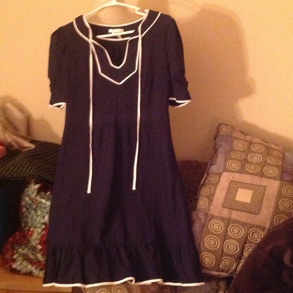 Dark navy color