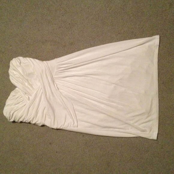 Express white ruche strapless dress - Picture 3 of 3