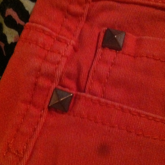 Coral-ish orange , high waisted shorts ! - Picture 3 of 3
