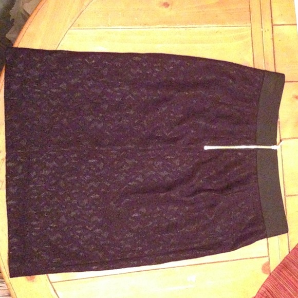 Alfani classy black lace skirt - Picture 3 of 4