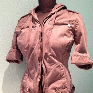 Cute navy green short sleeve hoody jacket!