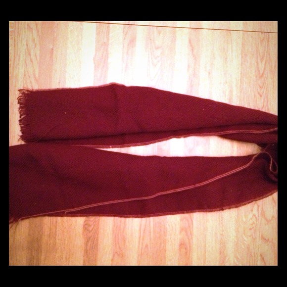 ***DONATED*** Men's scarf