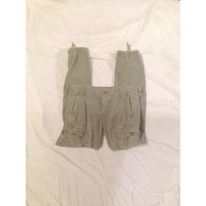 🚨American Eagle Wonens Cargo Pants Size 2