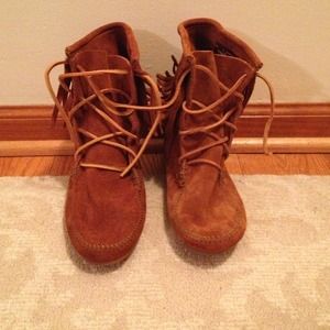 Moccasin boots