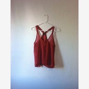 •Bundle• Red Sheer Tank & Daisy Tank🌻