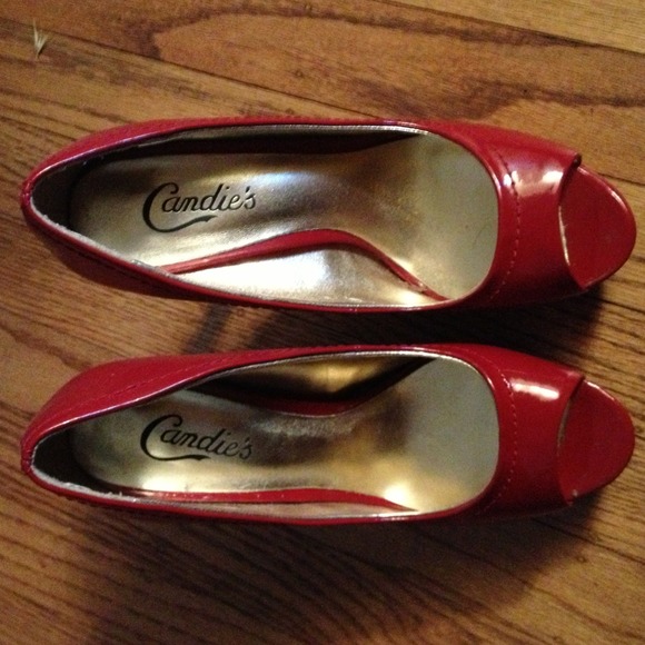 Peep toe heels excellent condition