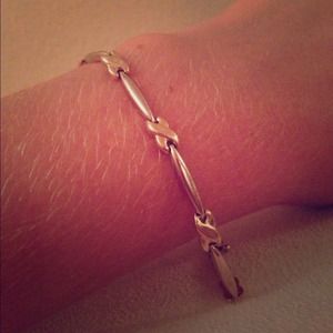 Gold and silver link bracelet 12k