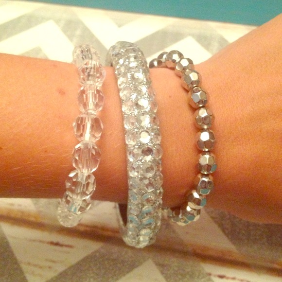 Glam Silver Rhinestone Bracelet!