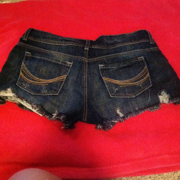 Denim shorts - Picture 2 of 2