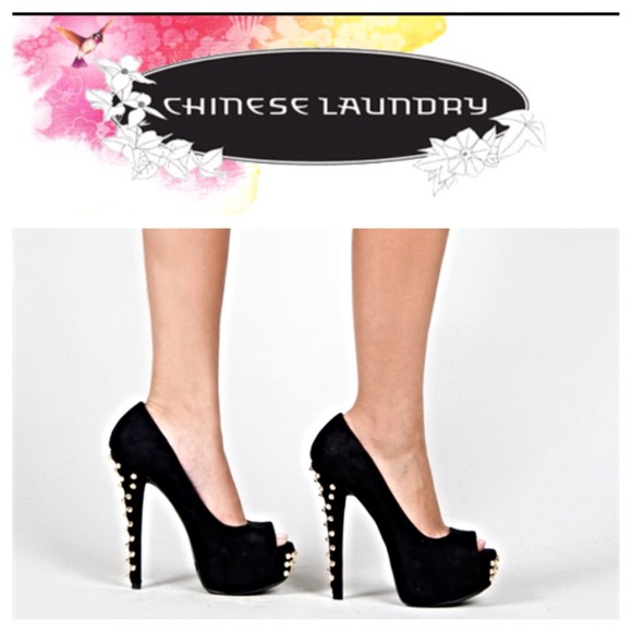 🎀Chinese Laundry " Touchdown" 🎀