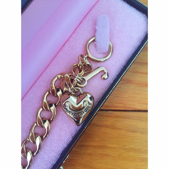Juicy Couture Gold link bracelet - Picture 2 of 3