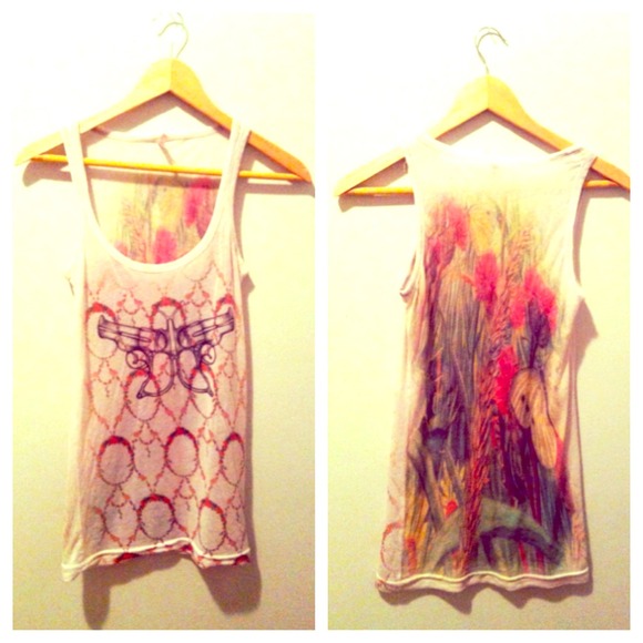 🎉SOLD-BUNDLED-KRISTYN🎉UO Pistol-Butterfly tank