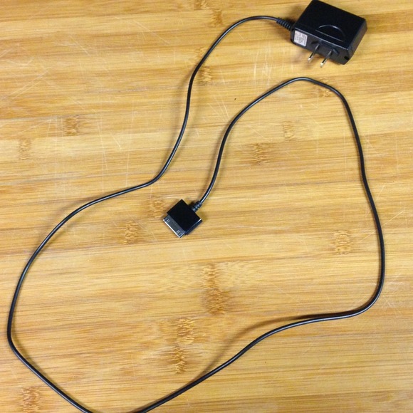 Charger for iPhone 4