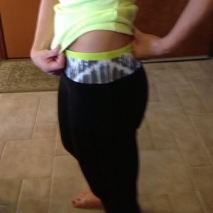 ❌❌Traded❌❌Express - Yoga capris