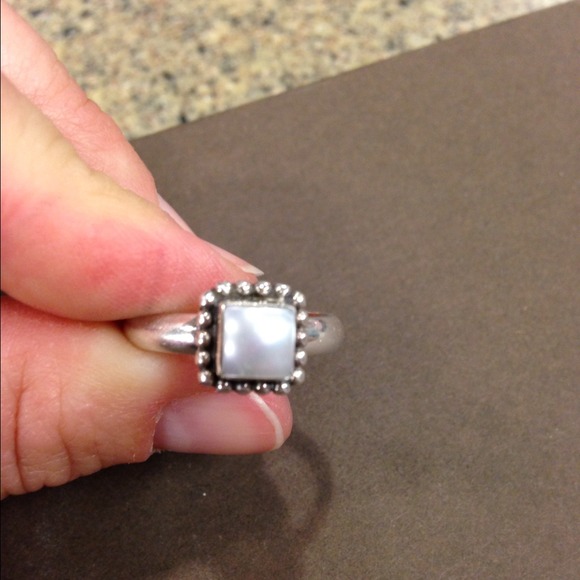 Silpada pearl ring size 10