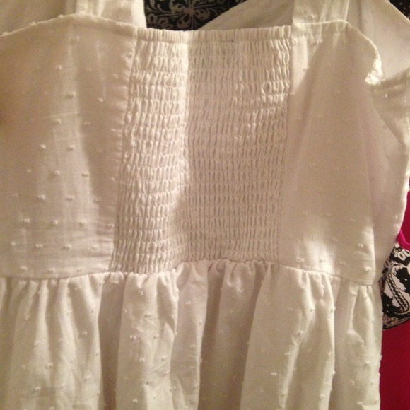 White dress!!! - Picture 3 of 3