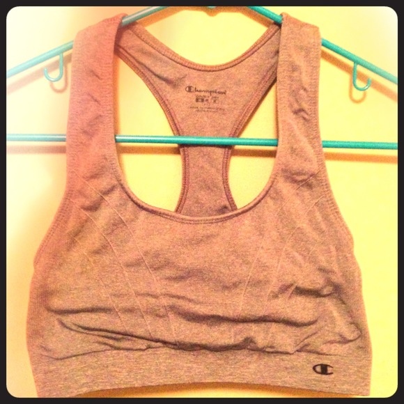 🎊OVER 80% OFF🎊NWOT Champion sports bra