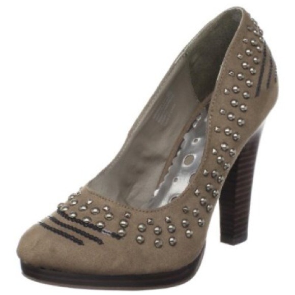 Not Rated Riveting Platform Pump in Taupe
