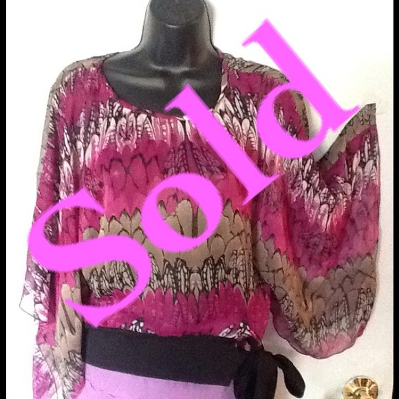 Sold to Lanie.......Batwing Top - JW22 - Picture 1 of 2