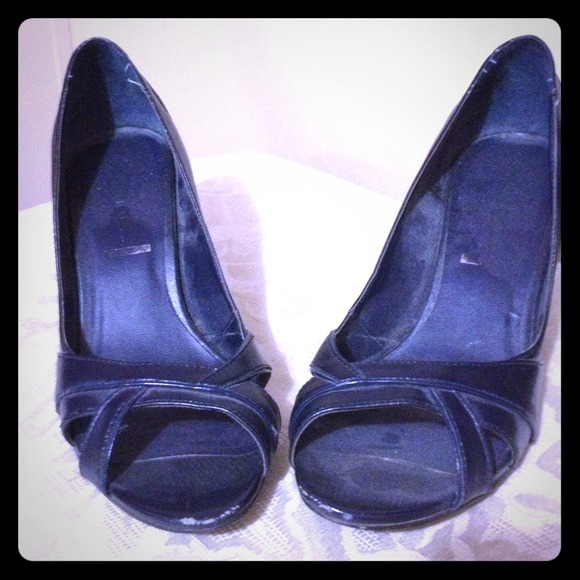 Navy Heels 💸REDUCED💸