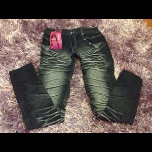 🚫SOLD🚫 Jeans Looking Leggings