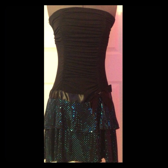 Glam Party Dress 🎉