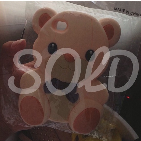 iPhone 4/4S Cream Bear Case