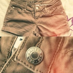 Cute Army Green Shorts 💚