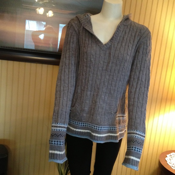 Reaerve🌹Dress barn hoodie sweater