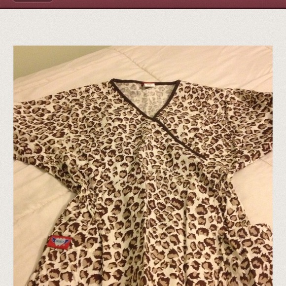 Leopard scrub top