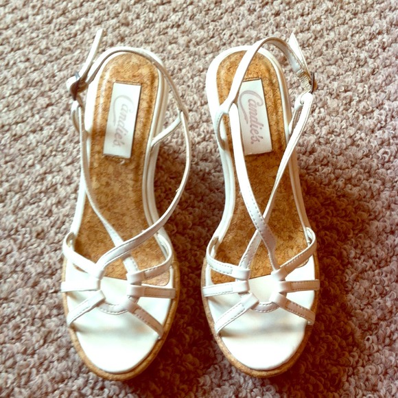 White wedges