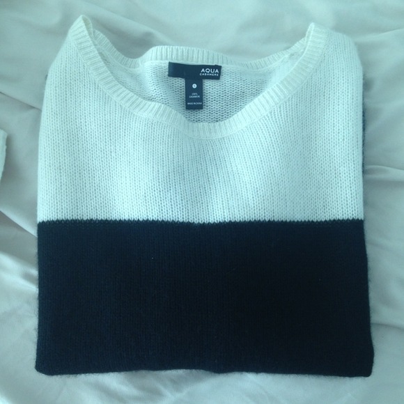 Aqua Cashmere Sweater Gwen Block Boxy Pullover - Picture 4 of 4