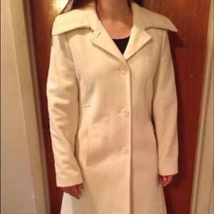 Wool Coat.  FREE SHIPPING !!! 👏