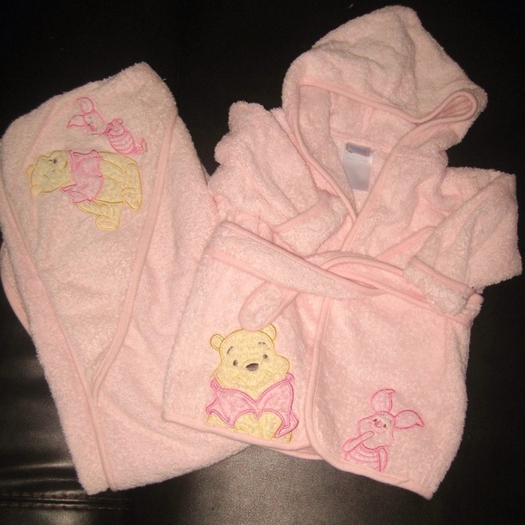 Pooh Towel, bath robe & blanket bundle for @cangie
