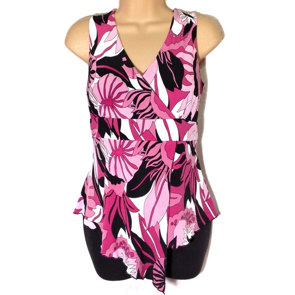 🚫Sold🚫#119 Adorable Black & Pink Asymmetric Top