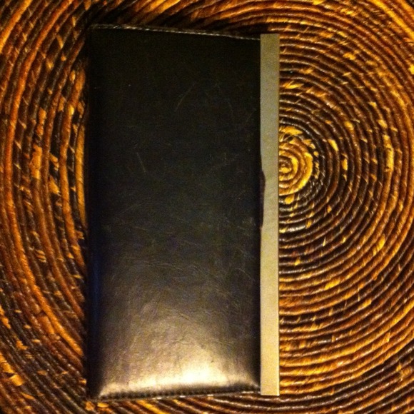 🌈Wallet Black, inside perfect.Outside some wear - Picture 3 of 4
