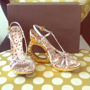 LOUIS VUITTON FEERIQUE MELUSINE USED SIZE 37.5-7.5