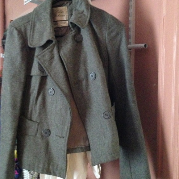 Urban behavior small pea coat - Picture 1 of 3