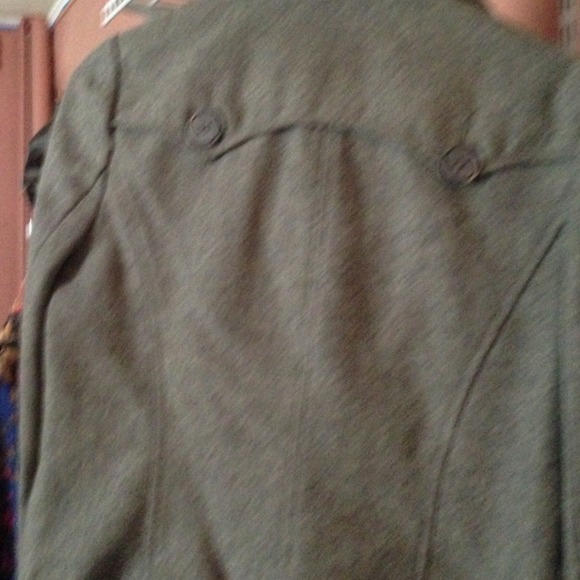 Urban behavior small pea coat - Picture 3 of 3